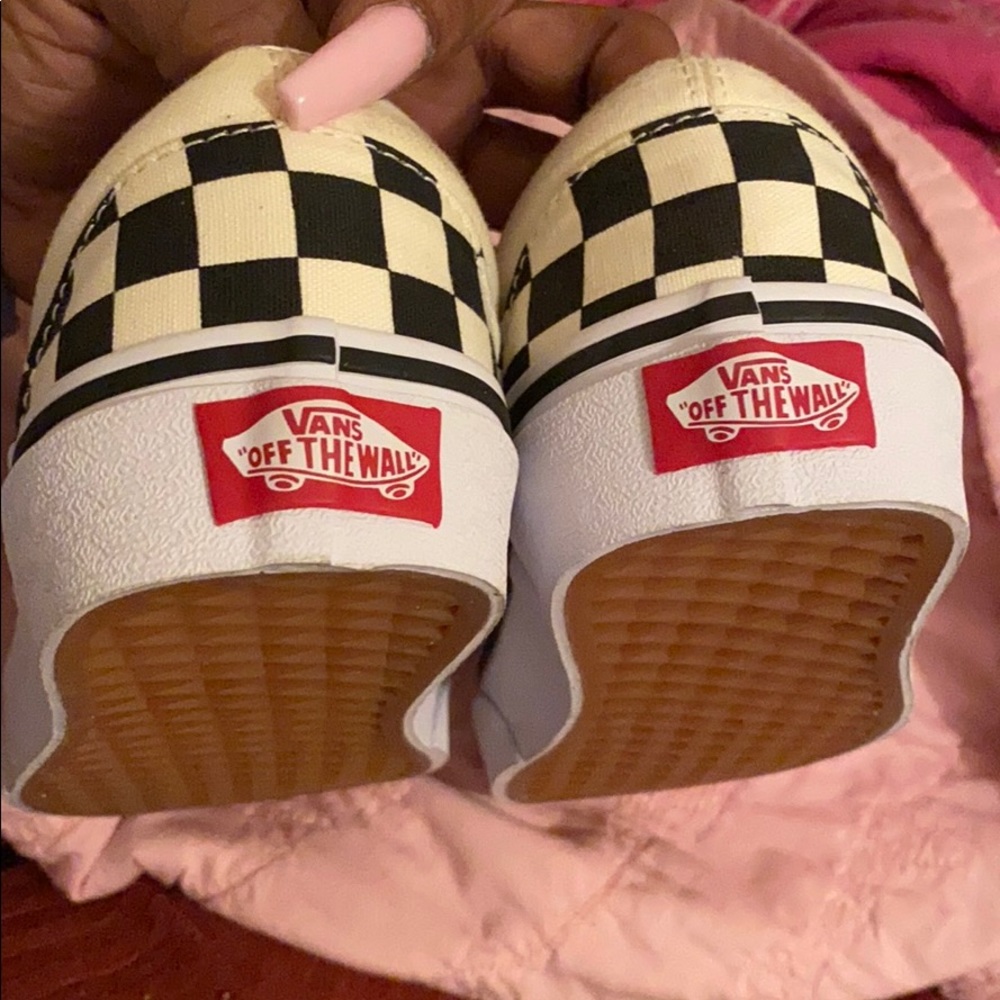 VANS - Picture 3 of 3